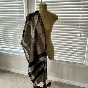 Plaid Patterned Home Accent Throw